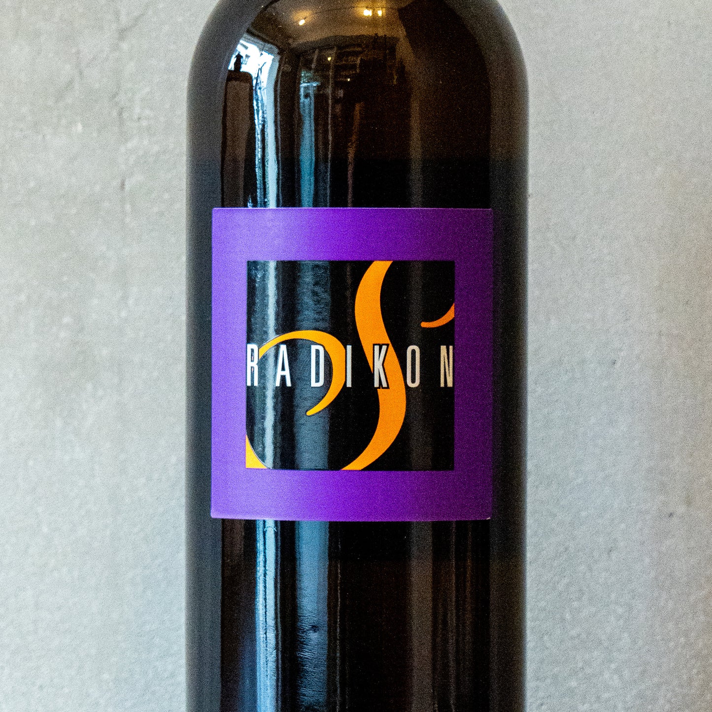 2022 スラトニック ラディコン