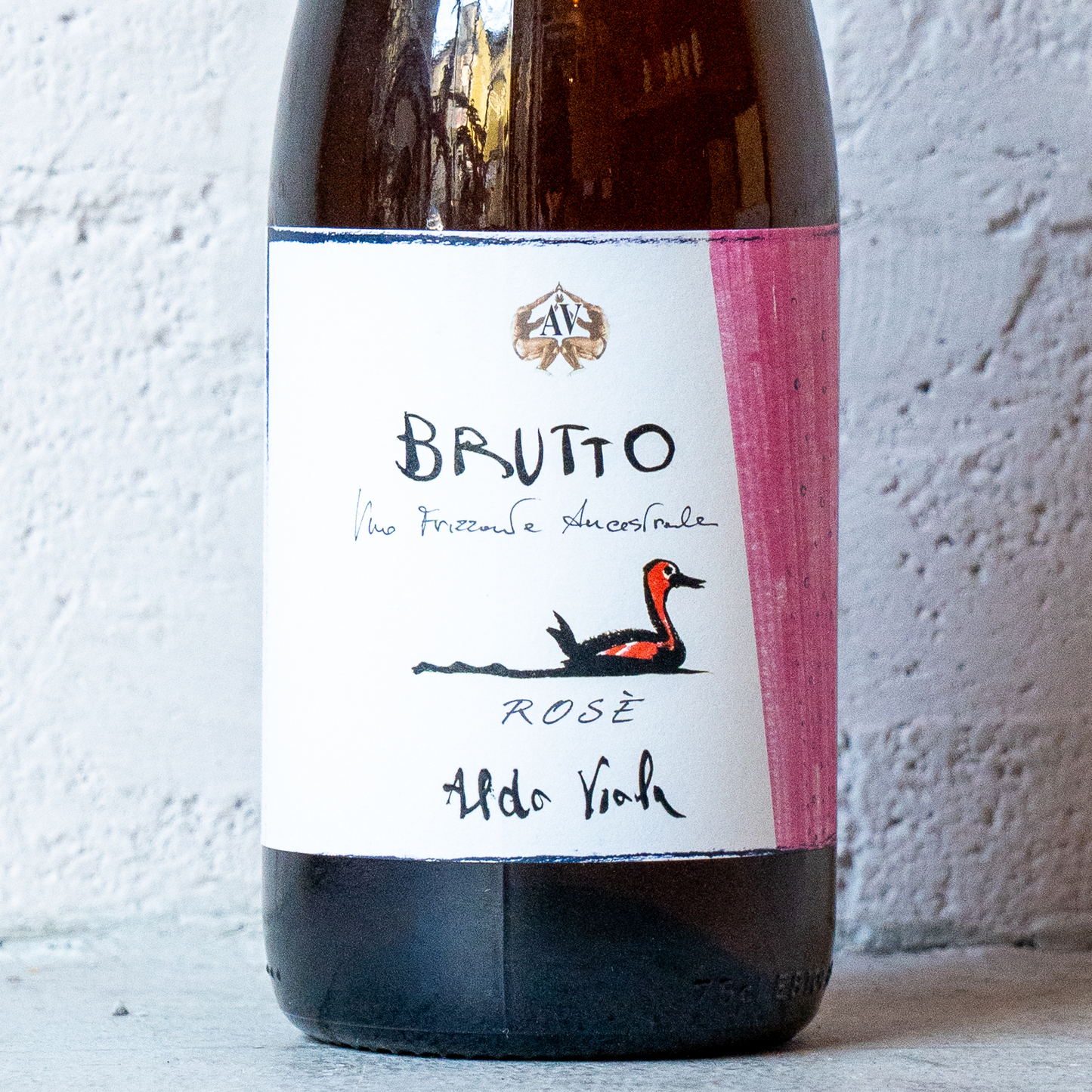 【特別価格】圧倒的な熱量をワインに宿す、シチリア自然派の鬼才「アルド・ヴィオラ」を味わうワインセット【泡2種6本】