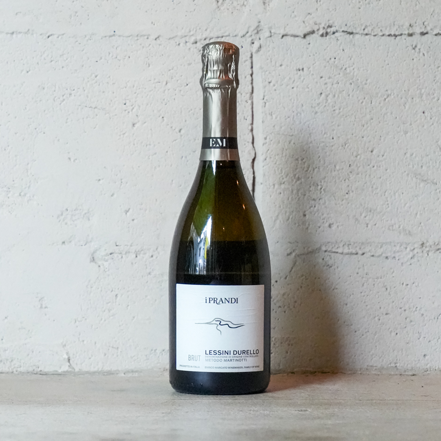 【特別価格】熱狂的なファンも多い人気の自然派白ワイン「デナーヴォロ」を楽しむワインセット【泡白赤3種6本】