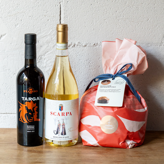 【トラディショナル】小倉が愛してやまないシチリアのお菓子屋「フィアスコナーロ」のパネットーネ500gと甘口ワインのセット【パネットーネ+ワイン2種2本】